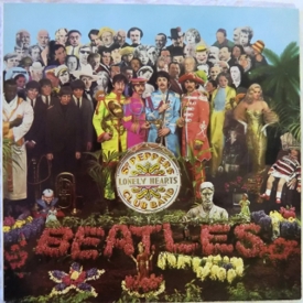 THE BEATLES - SGT.PEPPERS LONELEY HEARTS CLUB BAND